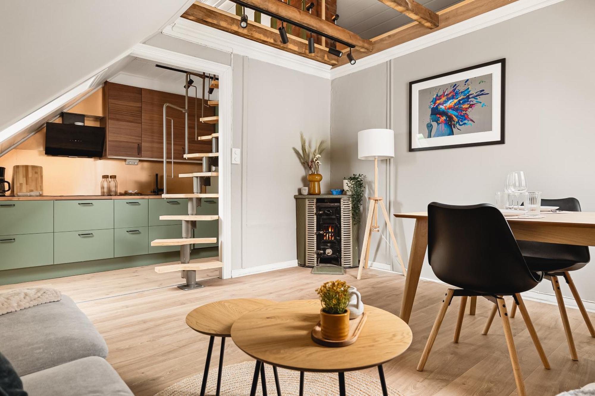 Ferienwohnung 2024 Renovated Luxury Penthouse! Up To 9 Guests! Bergen Exterior foto